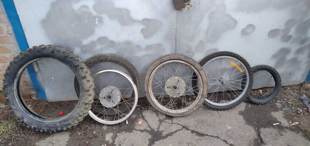 Колесо мопеда Карпаты размер 16-19