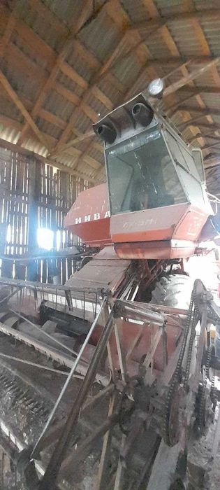 Комбайн Зерновий Niva