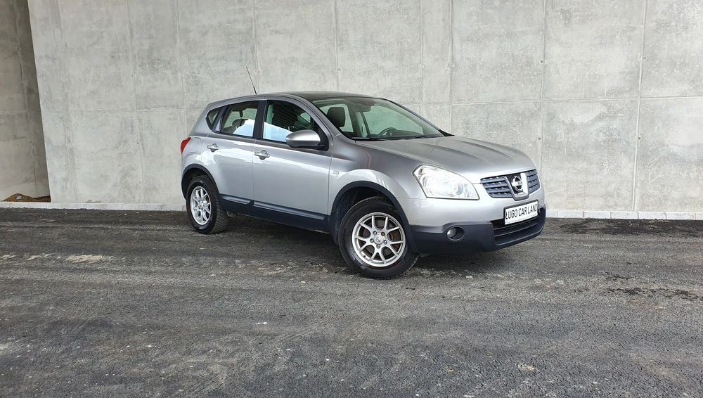 Nissan Qashqai 2.0 Benzyna 141 KM~Zadbany!~Opłacony!~Podgrzewane Fotele~Tempomat~Hak~