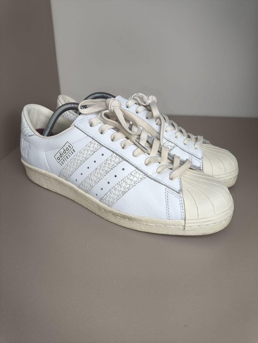 Adidas Undefeated Superstar 80S 10TH Anniversary rozmiar 42 2/3