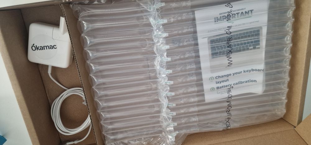 Apple MacBook Air 13 I7-1TB-8GB