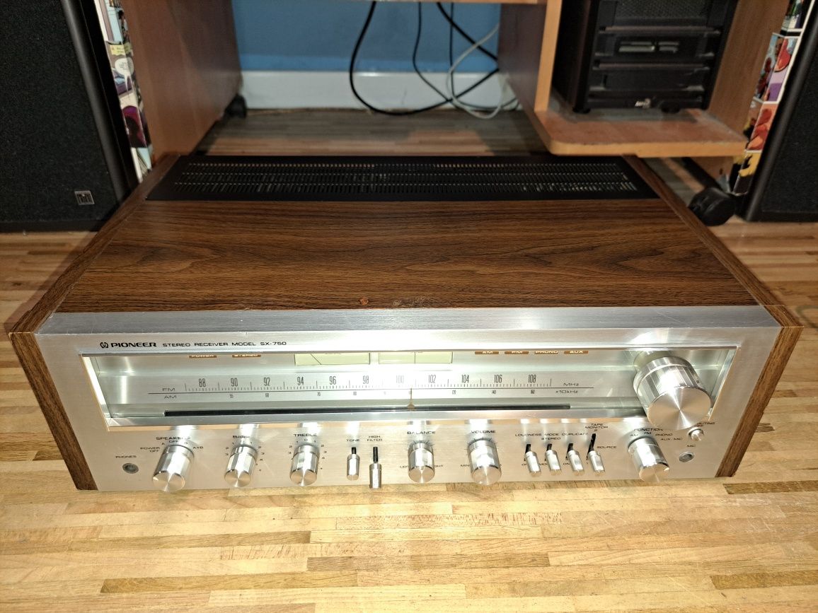 Wzmacniacz Pioneer SX 750