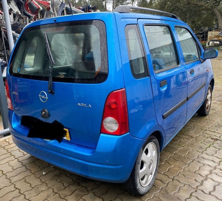 Opel Agila 1.0i de 2000 disponível para peças