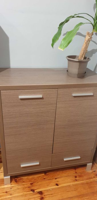 Eleganckie Meble do Salonu - Doskonały Stan!