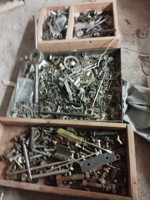 Метизи різних видів