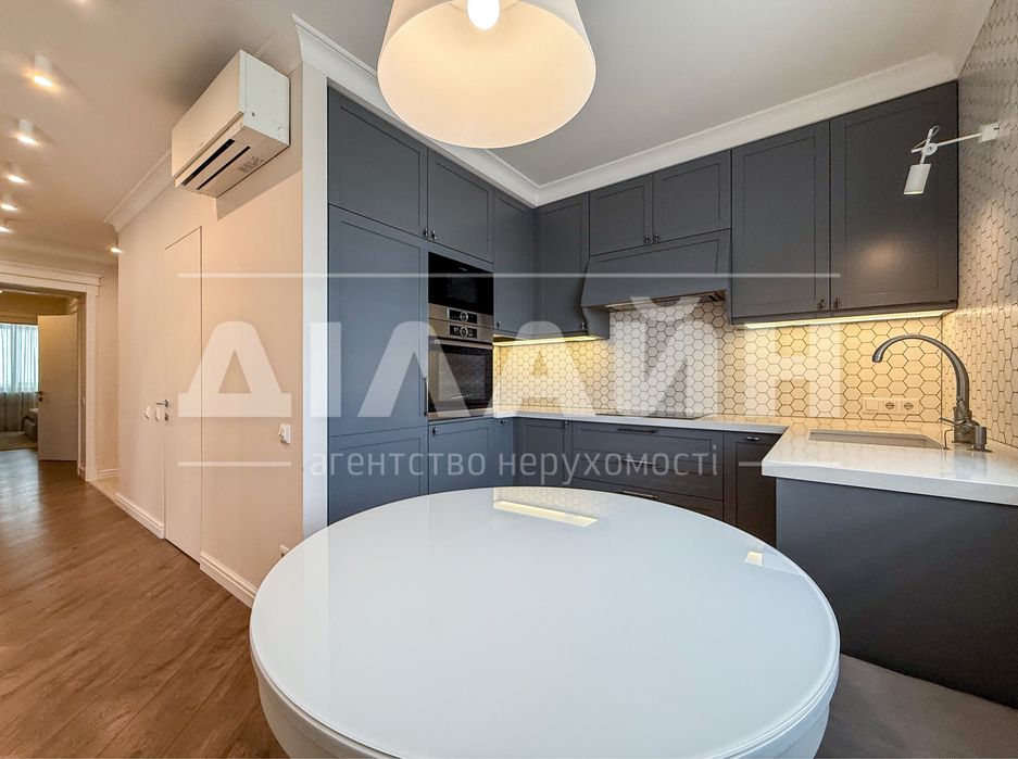 Топова 3х кімн квартира 103 м2 с авторським проектом