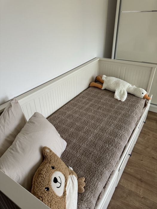 Sprzedam łóżko białe rozkładane ikea leżanka z szufladami