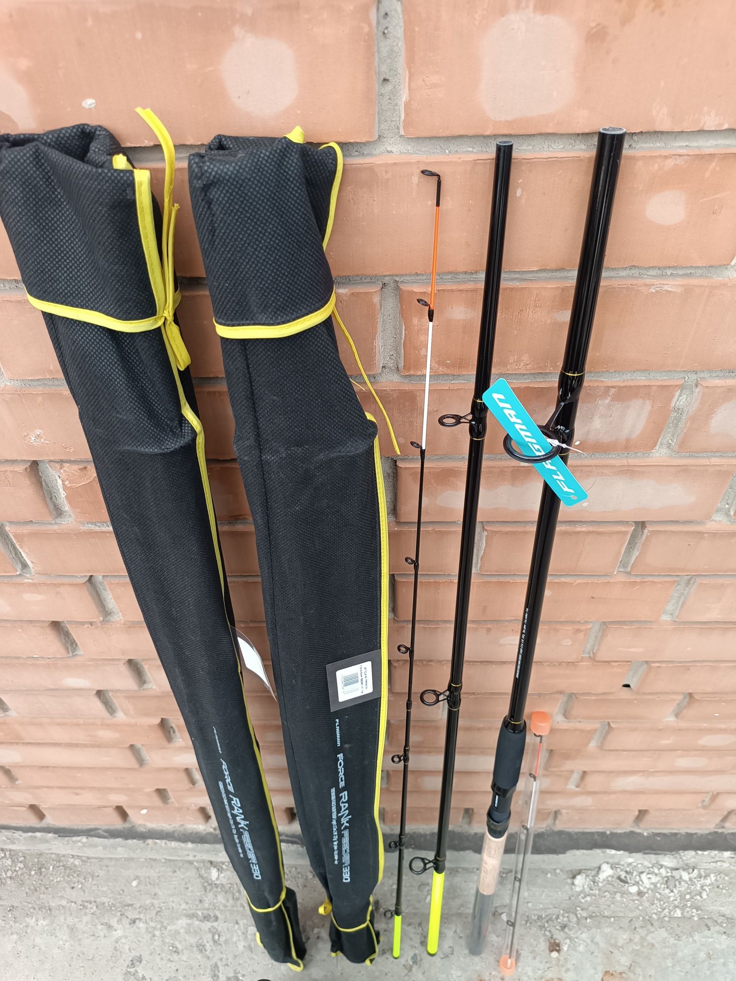 Flagman Force Rank Feeder 3.90 + Flagman Magnum Mod Feeder 4000