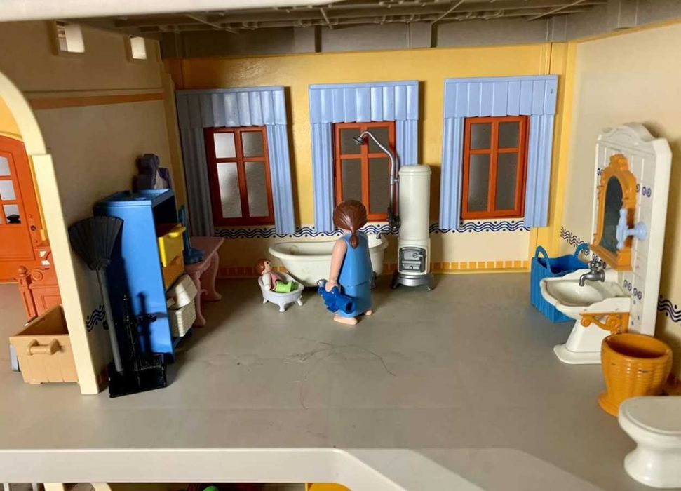 Домик кукольный Playmibol 5301