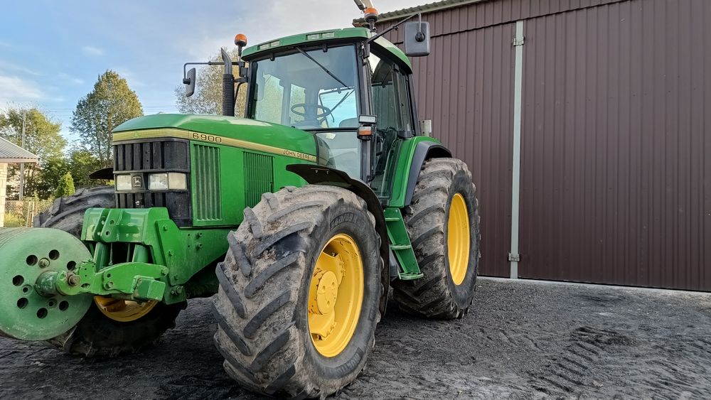 Sprzedam John Deere 6900