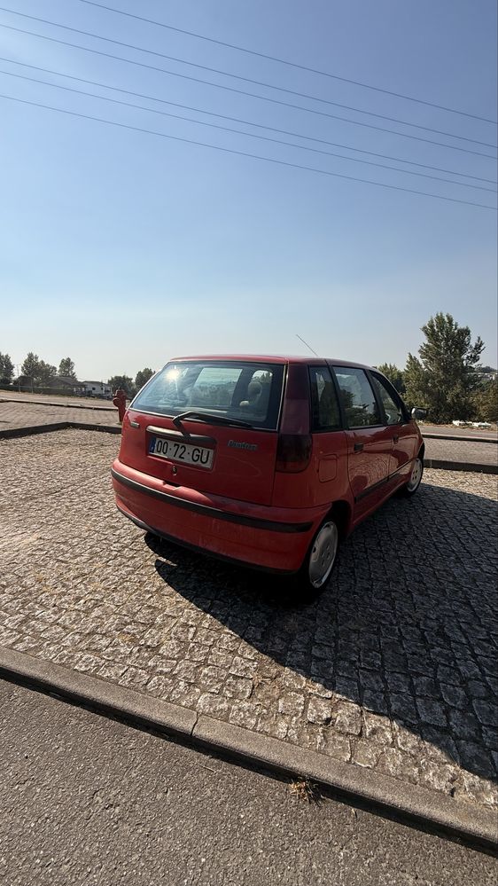 Punto 75 em bom estado
