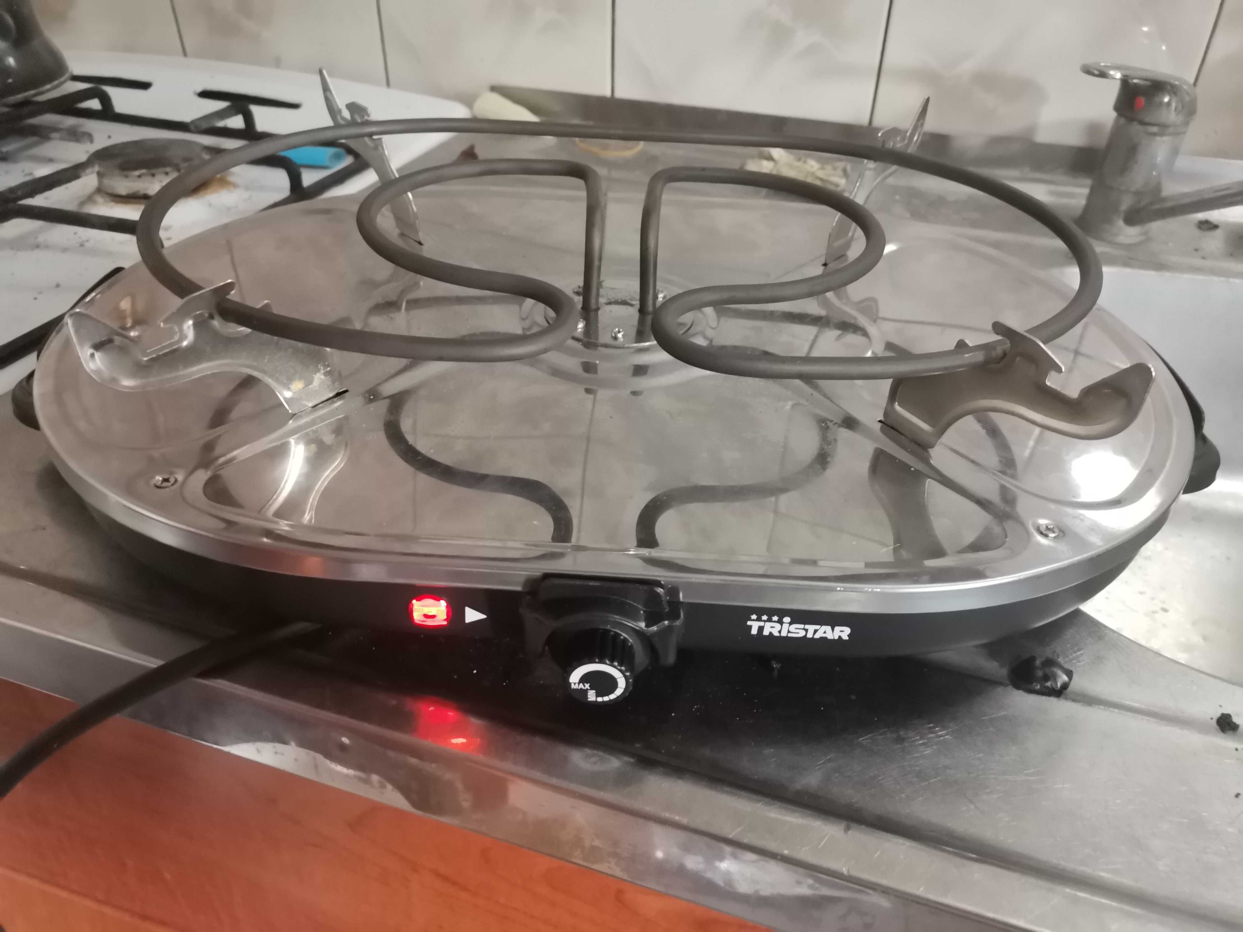 Grill domowy elektryczny rodziny dla 8 osób Tristar RA2996 43 Cm +8