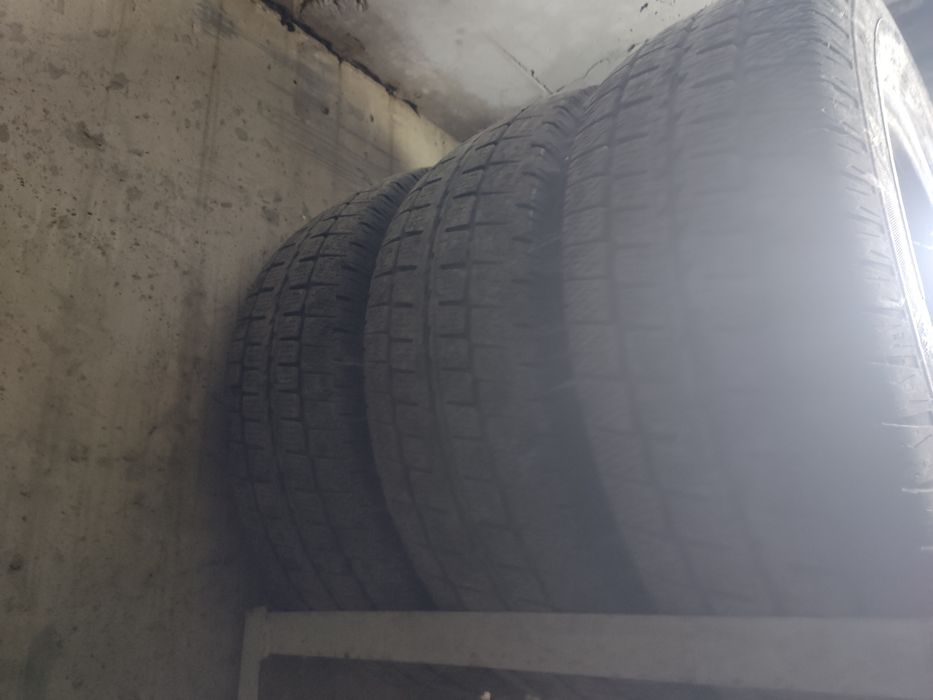 Зимові шини Б, У