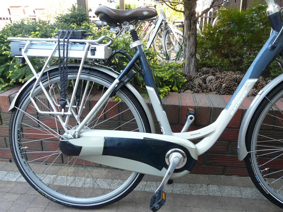 Rower elektryczny BATAVUS  Intermezzo Easy 28"/53 Holender,maneka