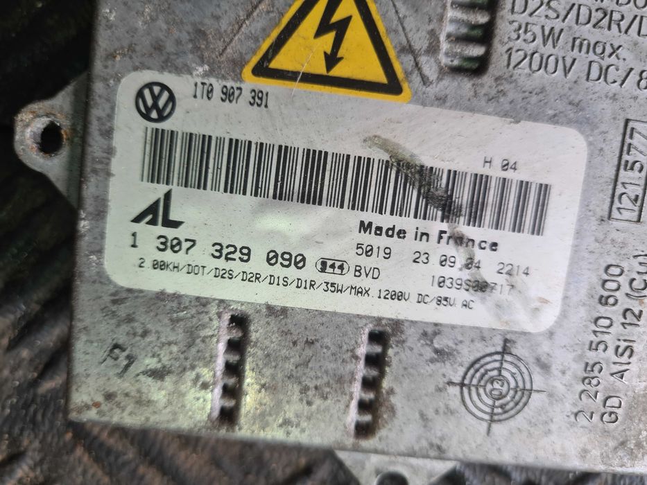 VW Golf V GTI przetwornica Xenon lewy przód