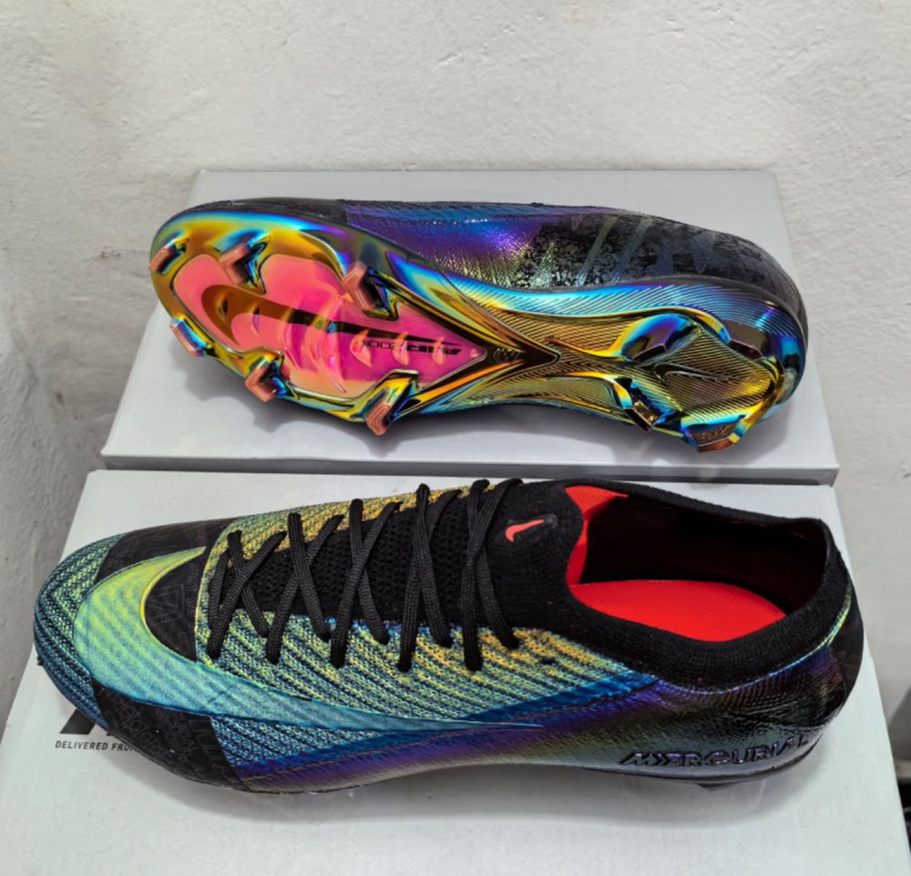 Nike mercurial.