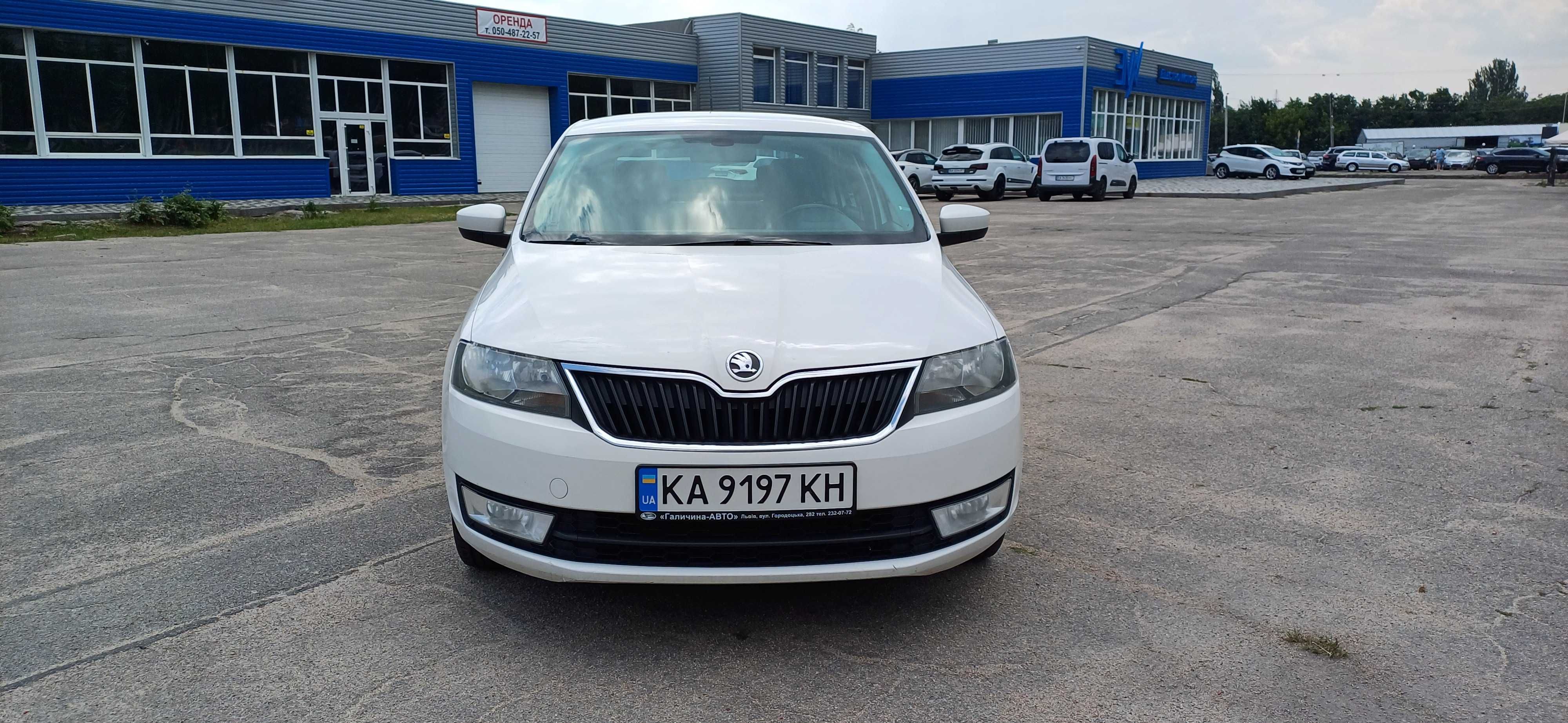 Офіційна Skoda Rapid 1.6 МРІ ГАЗ-Бензин 2013 року