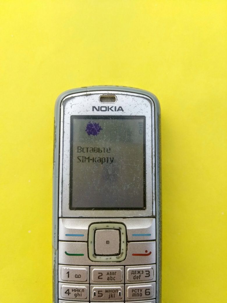 Кнопочный мобильный телефон Nokia 6070 в рабочем состоянии аккум.норм.