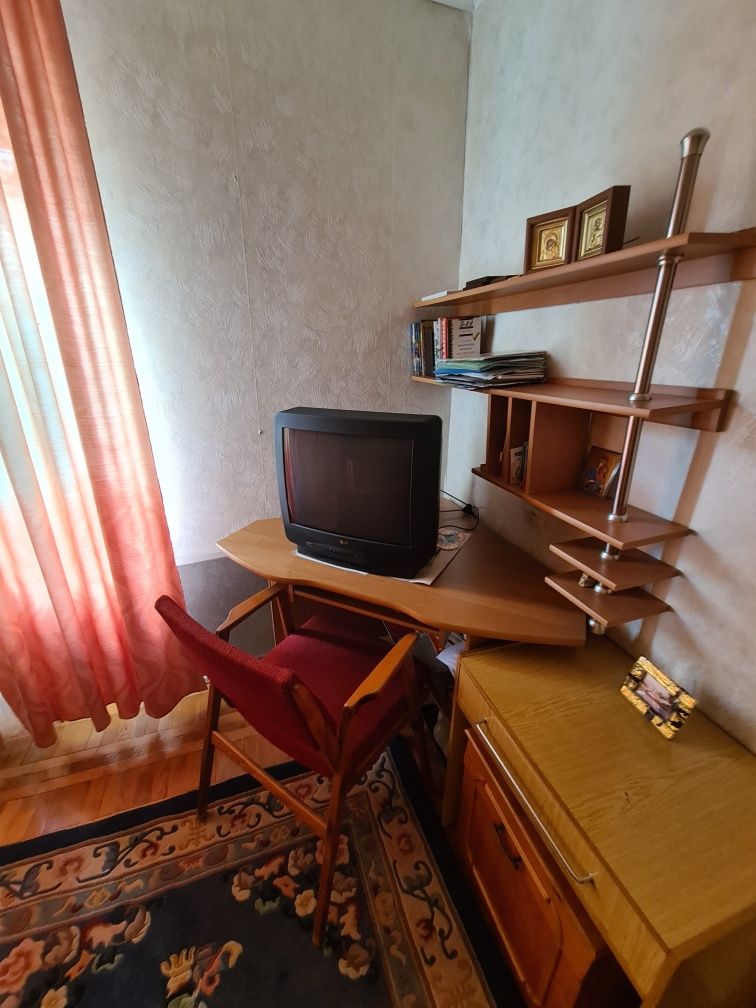 Продам большую ТРЕХ ком. квартиру (70кв.м) ул. Рабочая, 65
