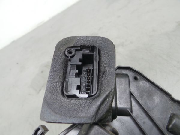 Fechadura / fecho porta frente direito SEAT Leon ST (5F8)