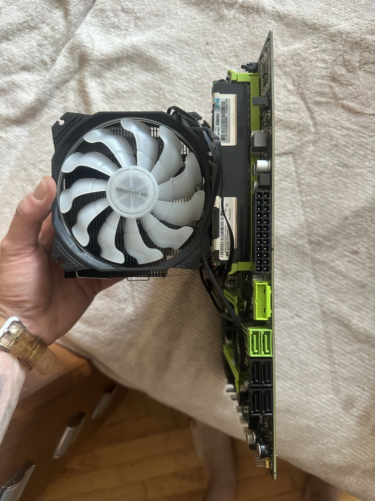 Комплект Huananzhi x79 + xeon 2680v4 +16gb ddr3