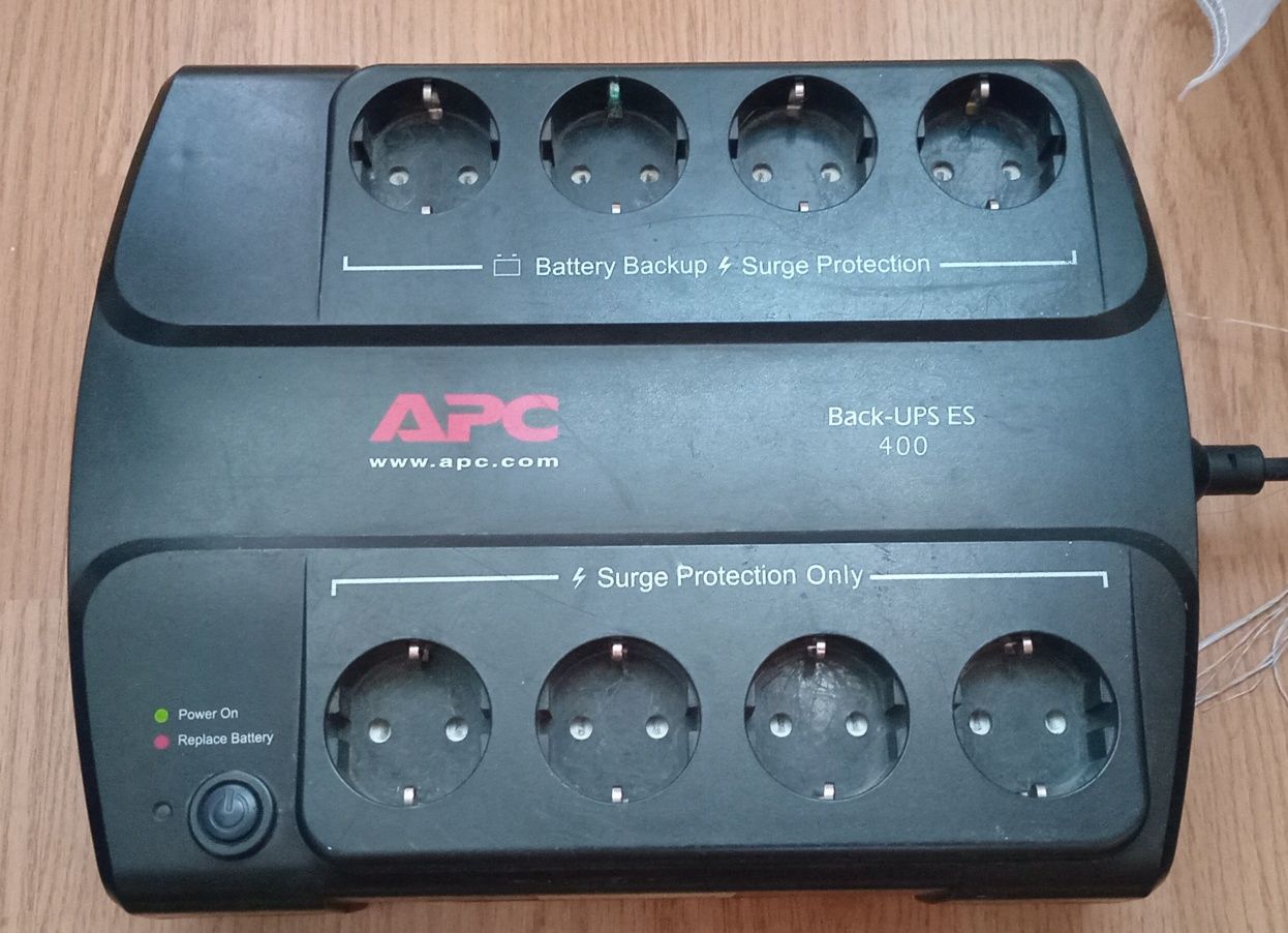 Безперебійник / ДБЖ APC Back-Ups ES 400
