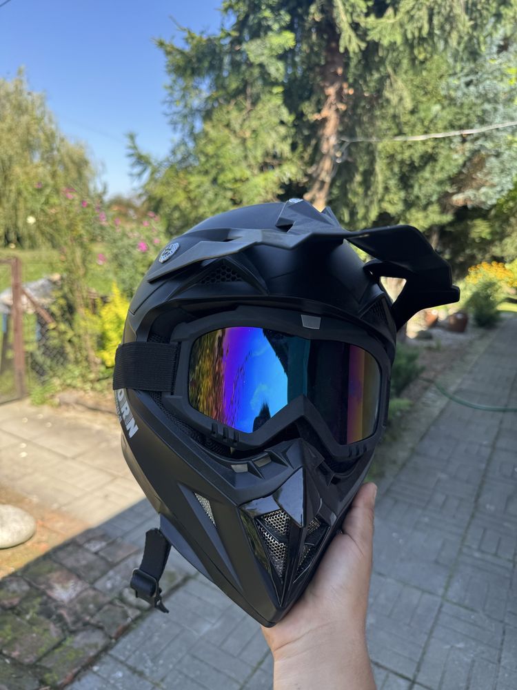 Kask horn plus okulary