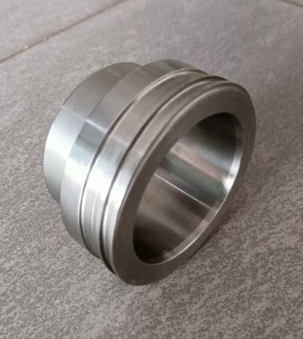 Tulejka koła łopatkowego wentylatora sieczkarni CLAAS JAGUAR