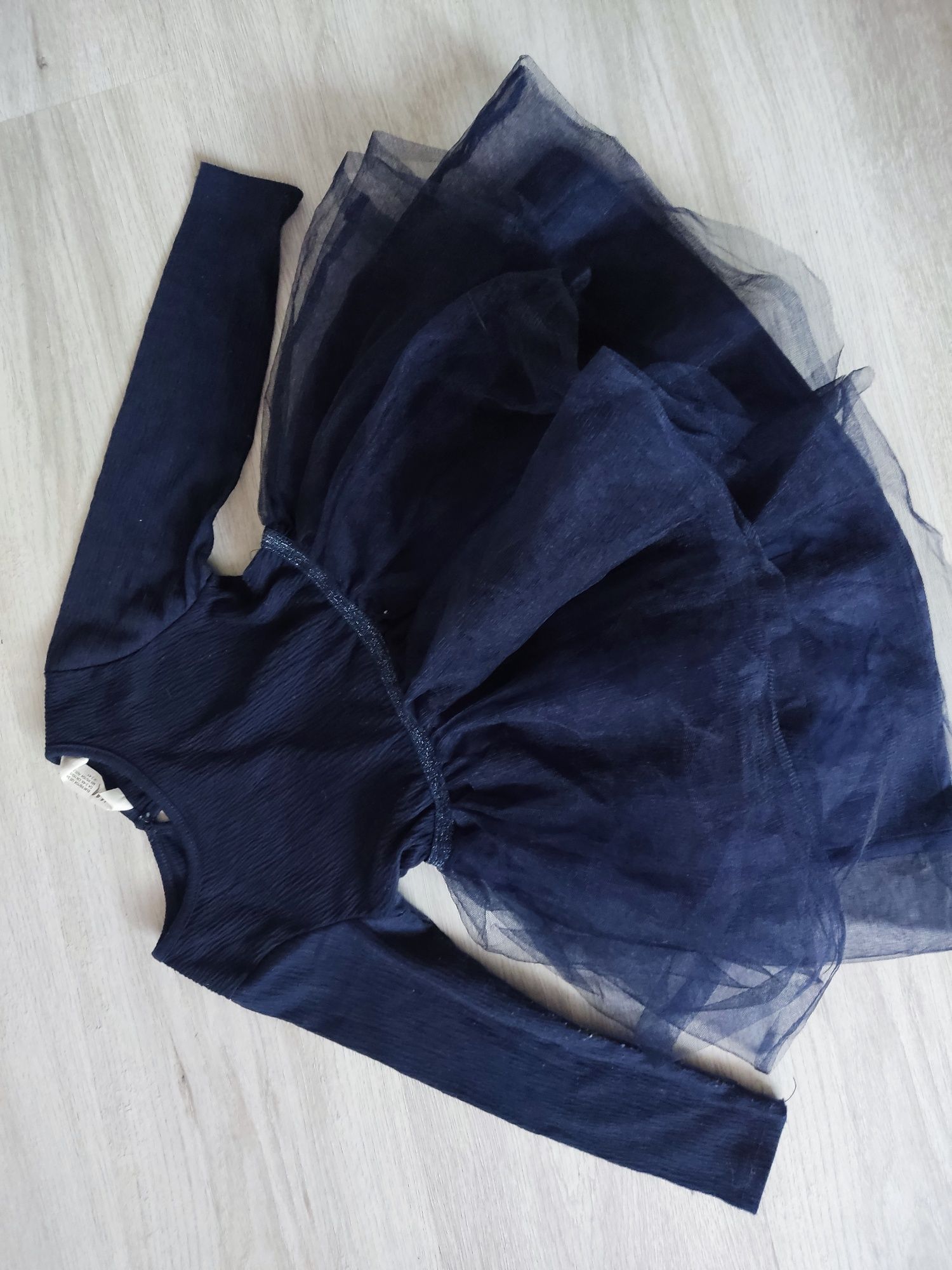Sukienka H&M granatowa 2-3 lat 98 cm tiul święta
Na innej aukcji mam g