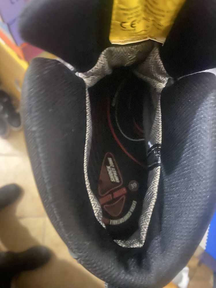 Botas taticas como novas