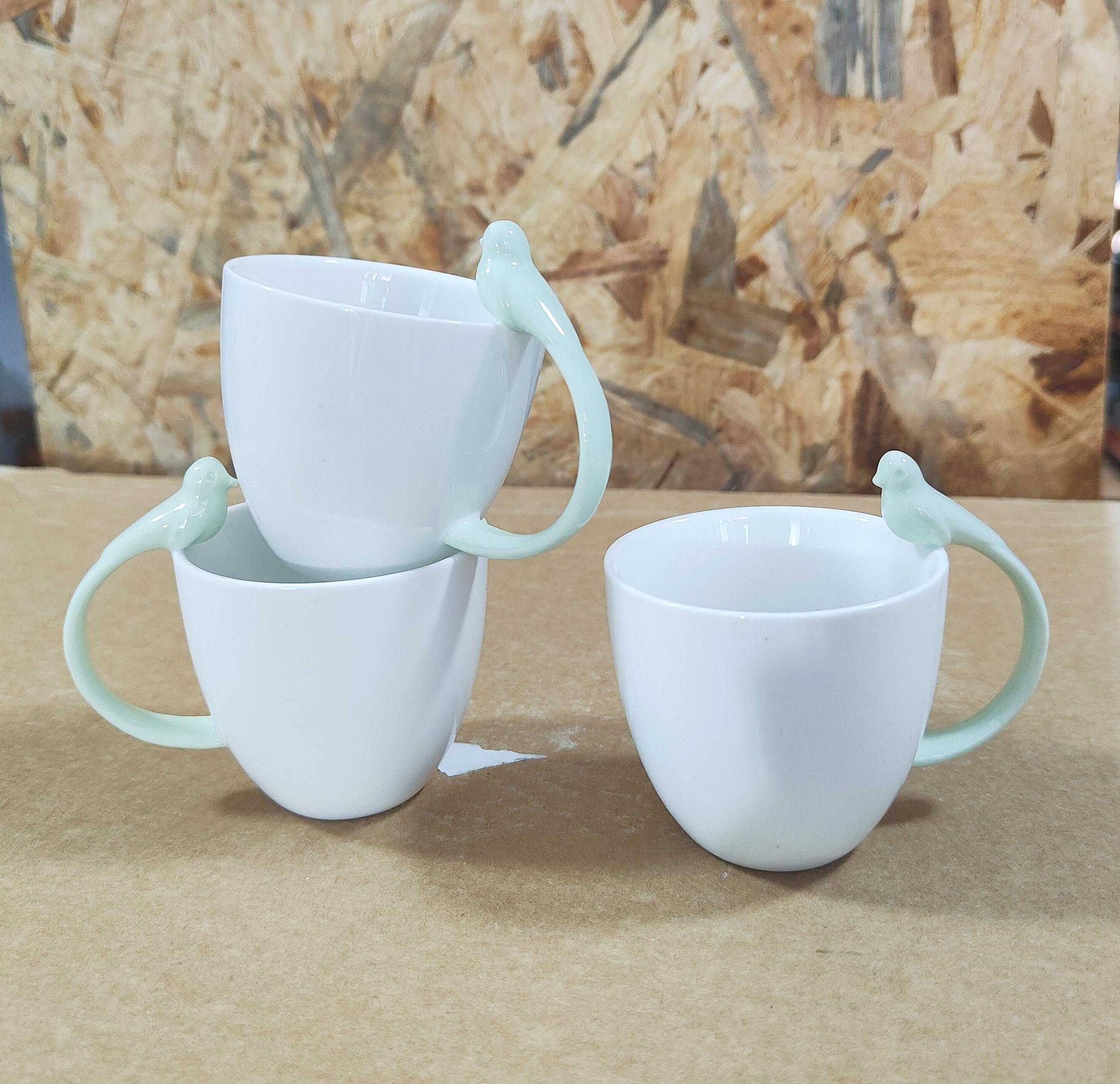 Conjunto de Duas Chávenas com Pires