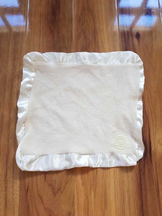 Kocyk przytulanka Silkie Price Lionheart kremowy dla dziecka