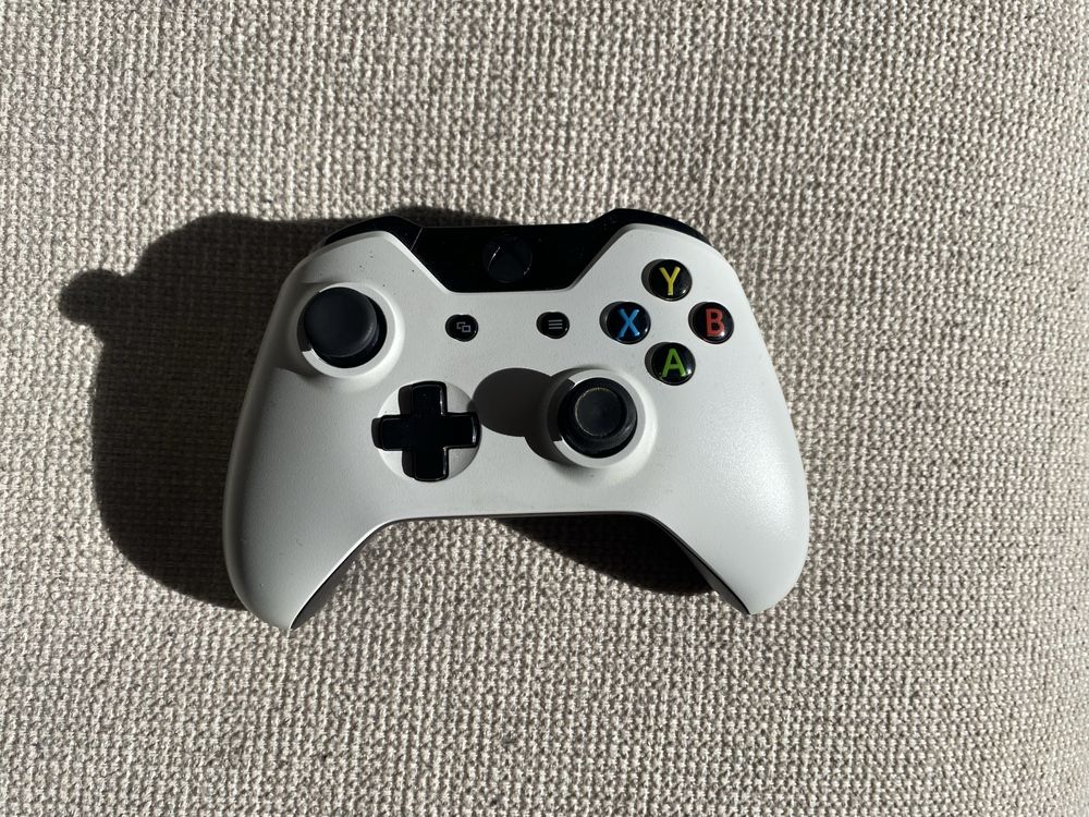 Microsoft XBOX ONE (SUNSET OVERDRIVE Special Edition) em branco