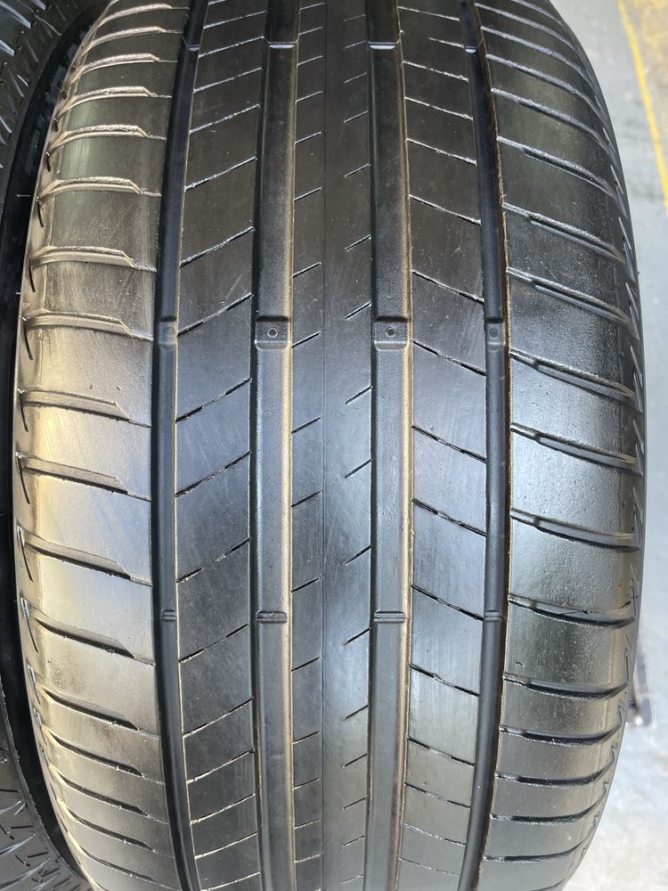 Шини літні R18 245 45 Bridgestone T005 Склад Осокорки