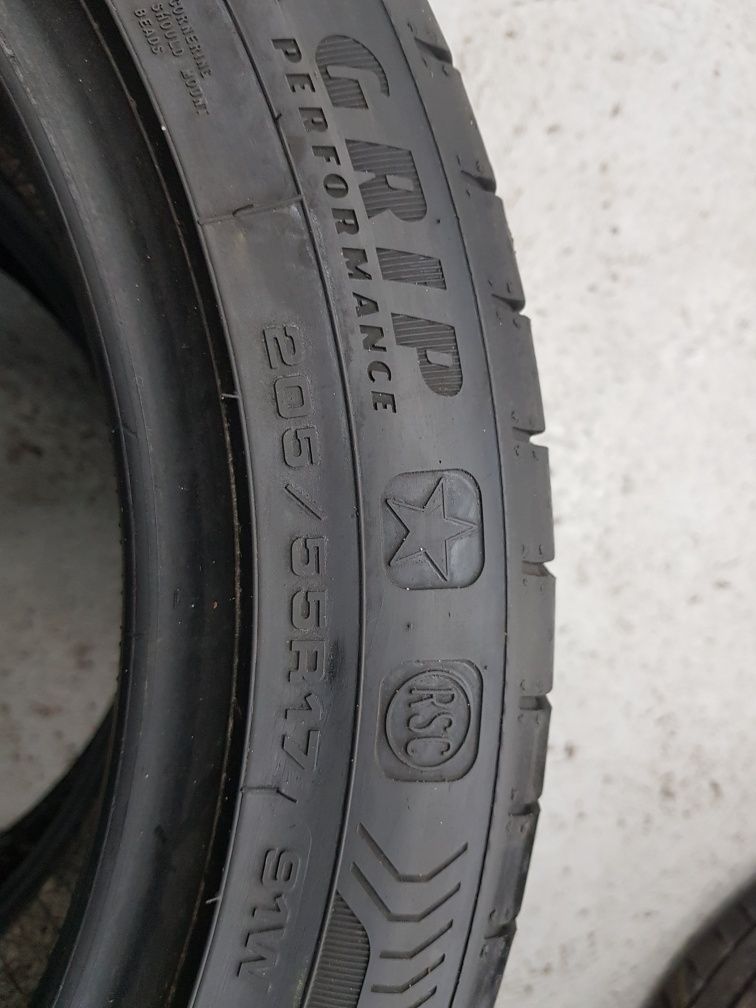 Opony letnie Goodyear 205/55/17 RSC