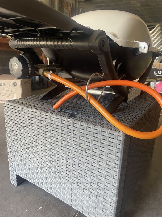 Grelhador Portátil Weber Q2000