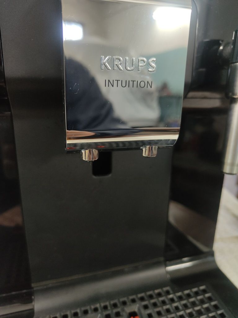 Кавомашина Krups Intuition