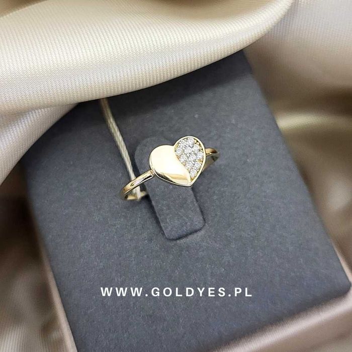 Złoty pierścionek serce z cyrkoniami  próby złota 585 14k