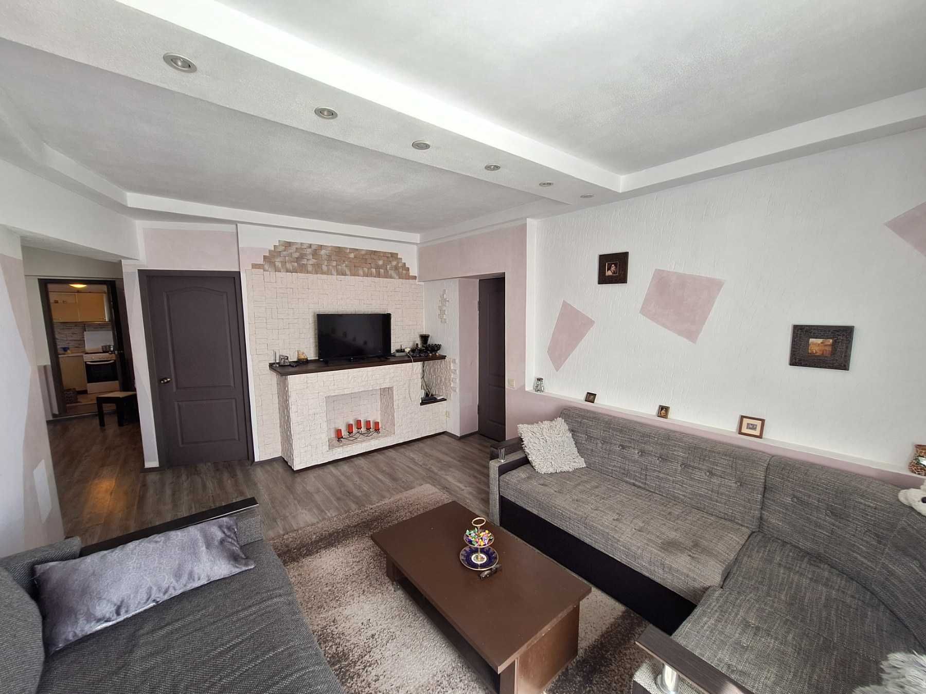 Продам 2-х поверховий будинок 156м2 на ділянці 13 сот, гарний стан.