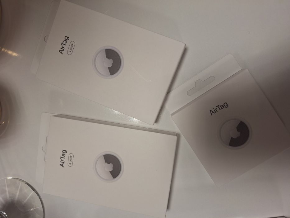 Apple AIRTAG 4шт. Apple