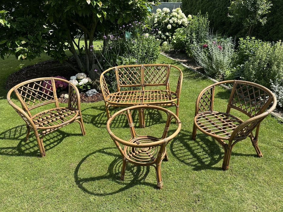 zestaw mebli ogrodowych