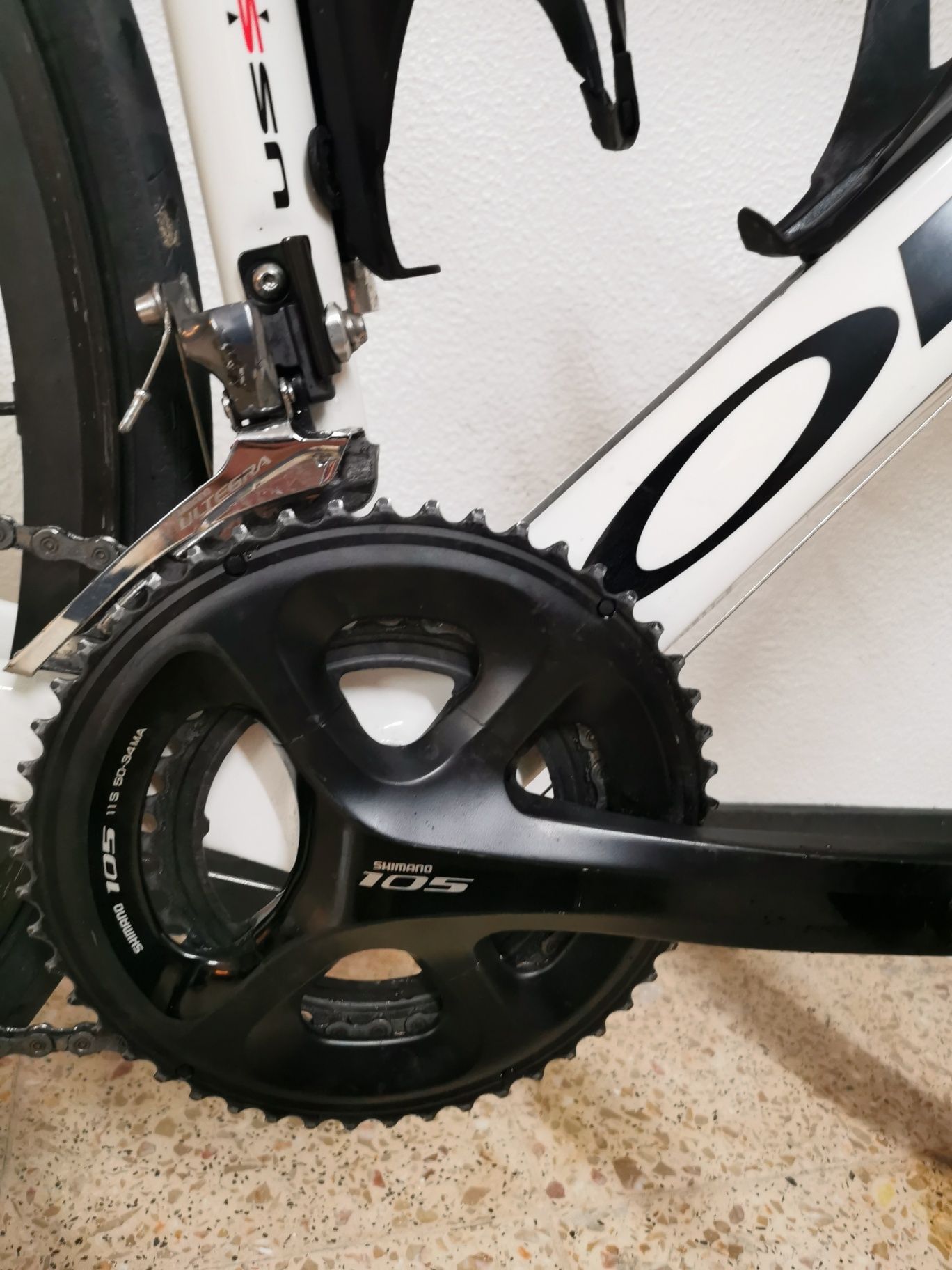 Bicicleta estrada Orbea Orca 53 em carbono