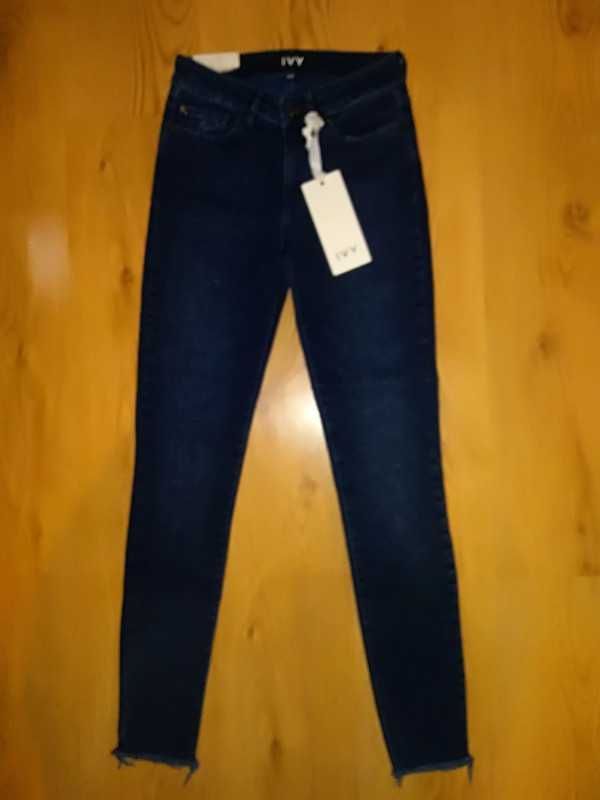 Nowe jeansy IVY Copenhagen model w24 XS 34 rurki skinny slim