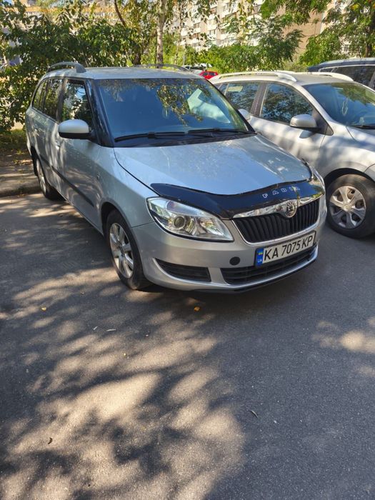Продам економічну Skoda Fabia 1.6 TDI 2011 рокуТЕРМІНОВО!!!