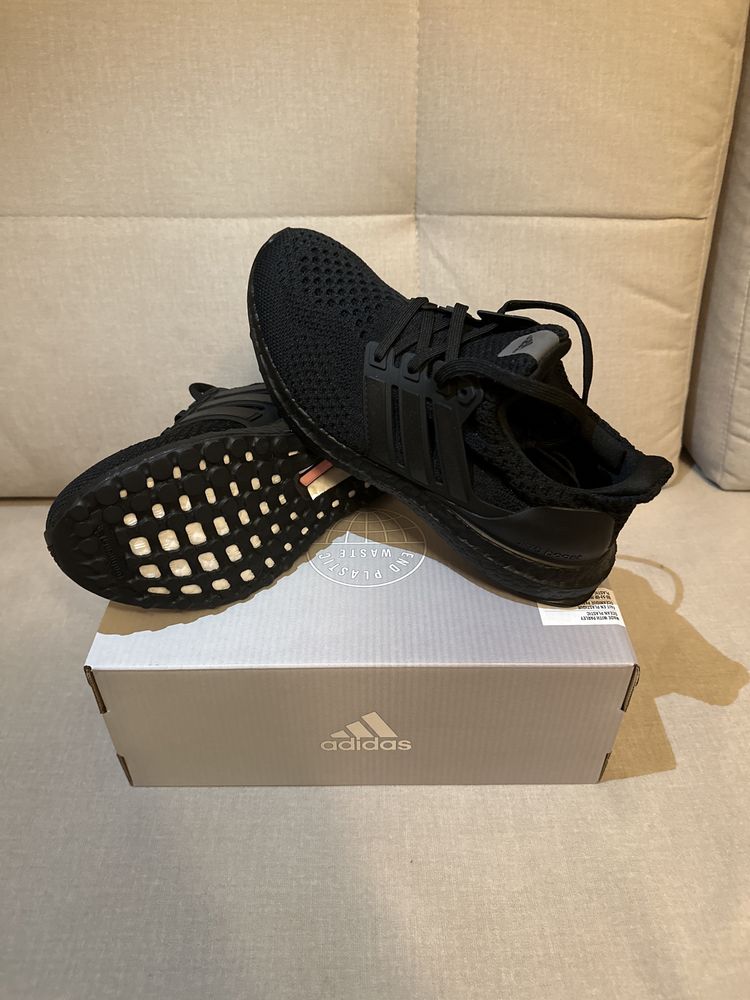 Buty sporotwe Adidas Ultraboost 5.0 Dna W r. 36 2/3