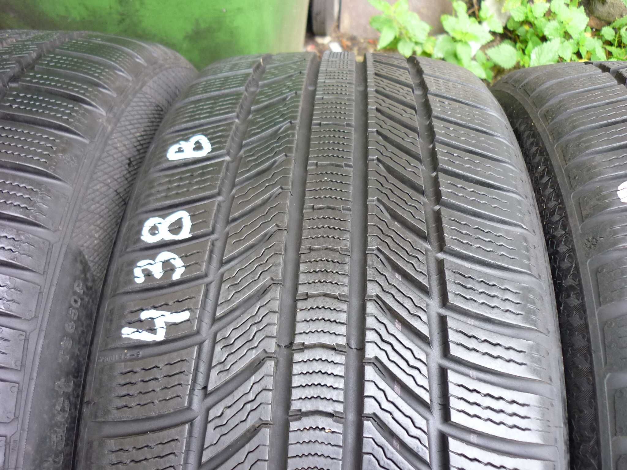 [438B] 235/45/18 98V XL CONTINENTAL TS 870p