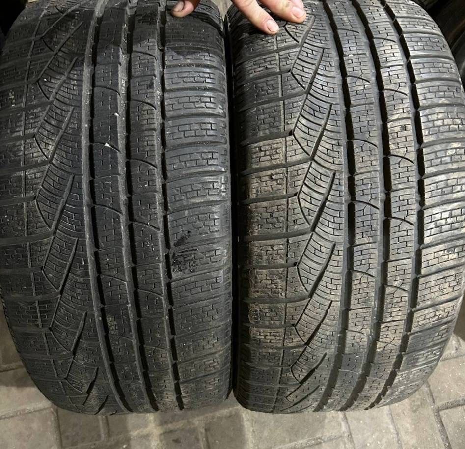 Продам комплект різноширокої резини 255/35R19 285/30R19