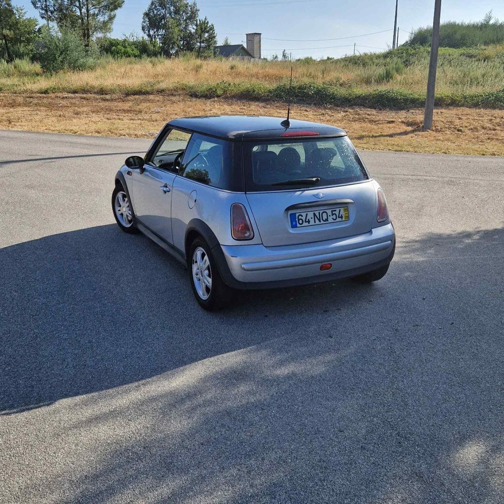 Mini cooper 1.4 ano 2005