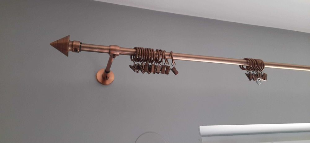 Karnisz pojedynczy 240 cm miedziany stan bardzo dobry