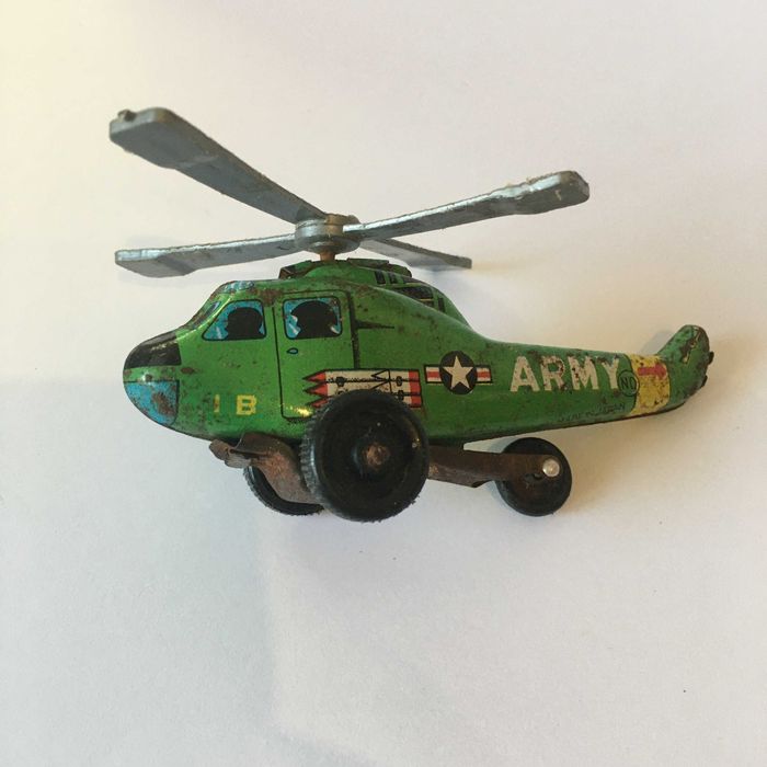 Brinquedo miniatura HELICÓPTERO em chapa com FRICÇÃO - made in Japão
